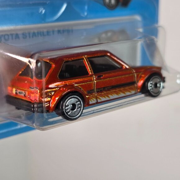 Hot Wheels 81 Toyota Starlet KP61 Ultra Hots Orange - Picture 8 of 16